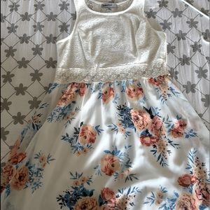 floral lace to the knee dress